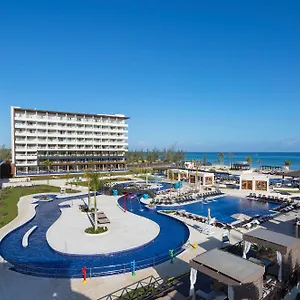 Royalton Blue Waters Montego Bay, An Autograph Collection ***** Falmouth